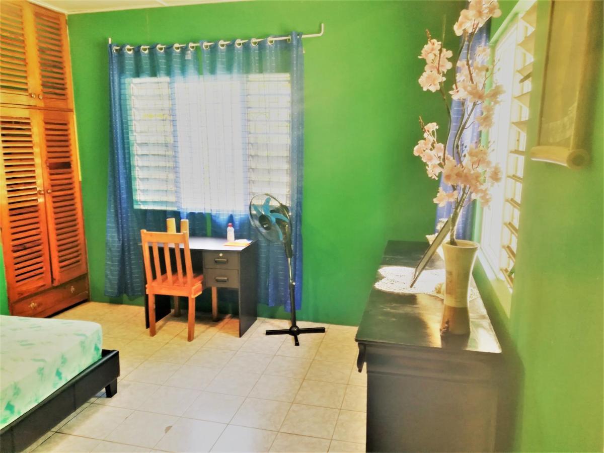 Toga Guest House Port Antonio Eksteriør billede